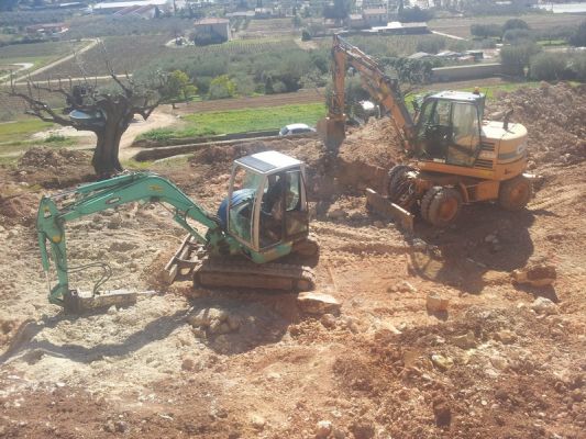 engins de terrassement sur ollioules